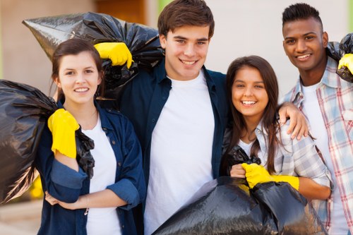 Benefits of hiring professional rubbish removal services